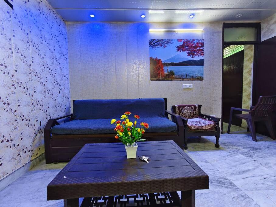 Peaceful Stay 1 Bhk Appartment Nuova Delhi Esterno foto