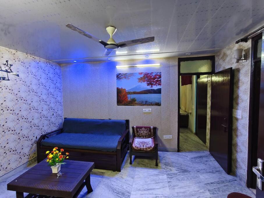 Peaceful Stay 1 Bhk Appartment Nuova Delhi Esterno foto