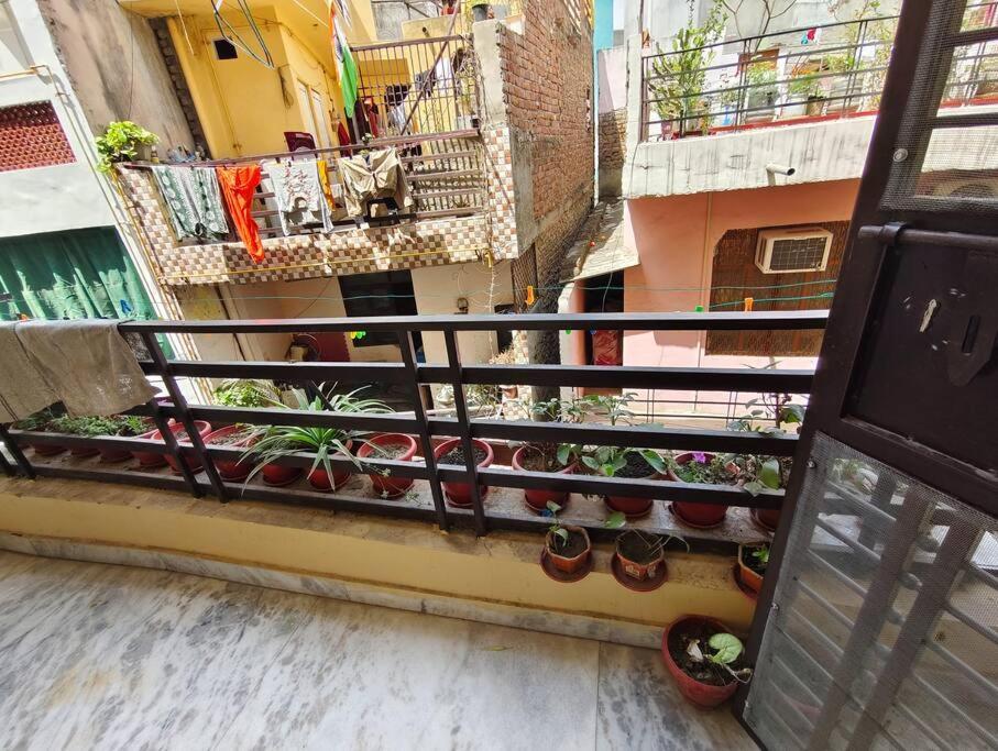 Peaceful Stay 1 Bhk Appartment Nuova Delhi Esterno foto